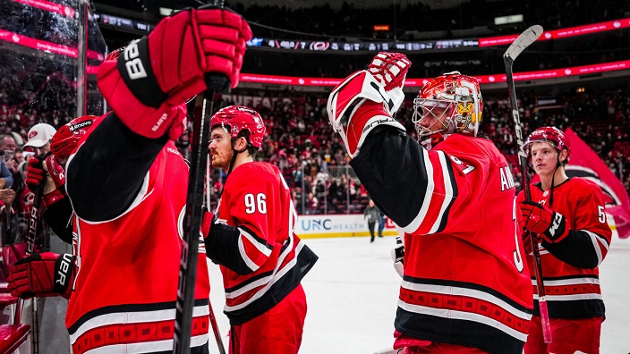 Frederik Andersen signe la 300e victoire de sa carrière